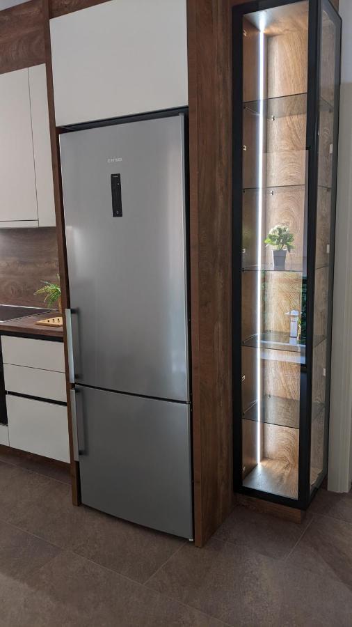 פרבזה Aphrodite Apartments מראה חיצוני תמונה